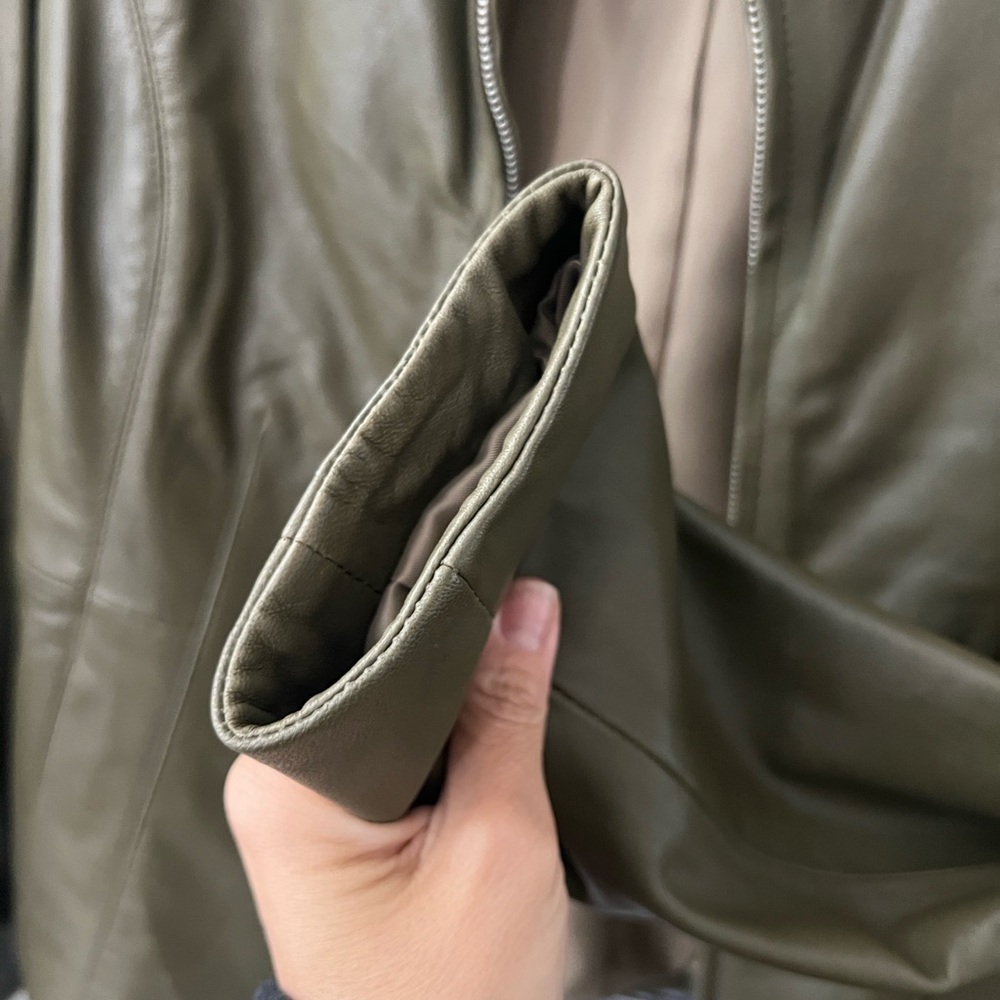 Cole Haan Wing Collar Lambskin Leather Jacket Size Small - Picture 6 of 7